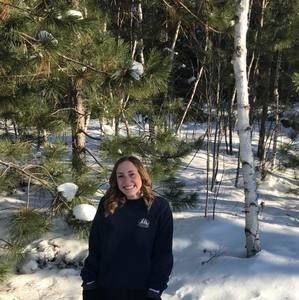 Meet your Posher, Alyssa